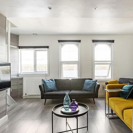 One Bedroom Duplex Apartment Located In Cowley. Oxford Eksteriør bilde